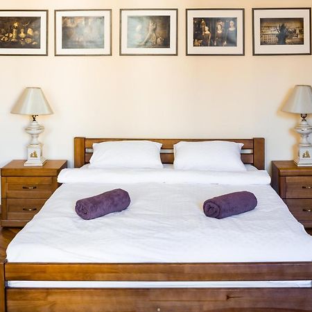 Romari Ставропігійська Apartment Lviv Ngoại thất bức ảnh