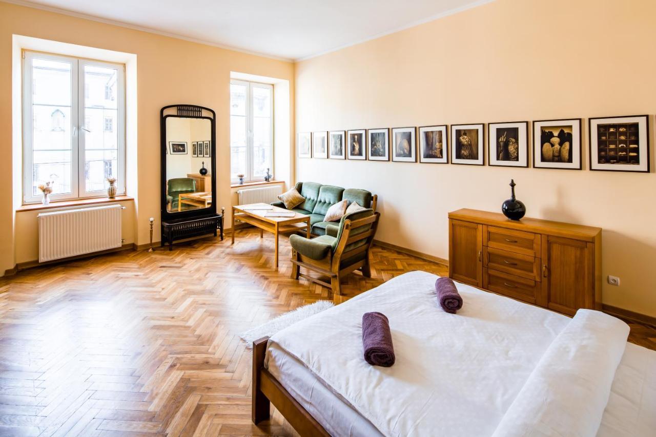 Romari Ставропігійська Apartment Lviv Ngoại thất bức ảnh