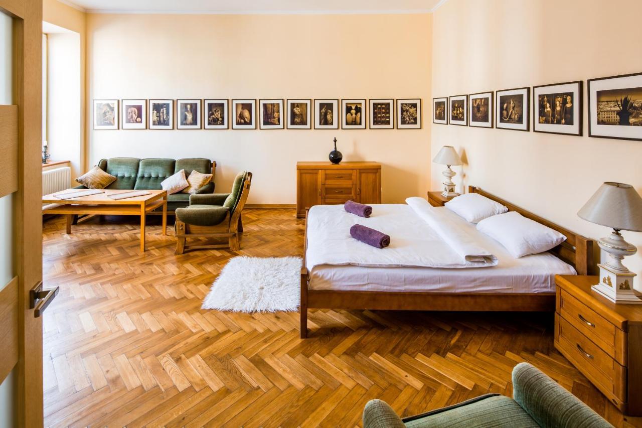 Romari Ставропігійська Apartment Lviv Ngoại thất bức ảnh
